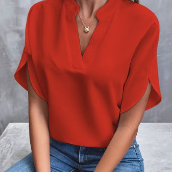 Haut femme en chiffon – manches courtes, col en V, style estival, chic et décontracté